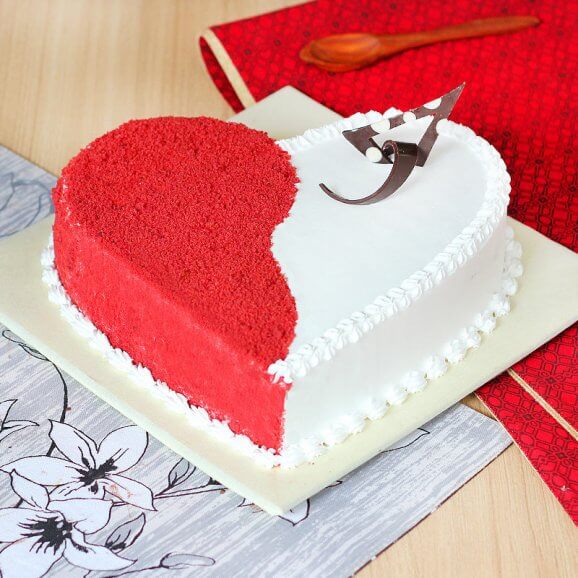 Red Velvet Valentine Cake-1kg